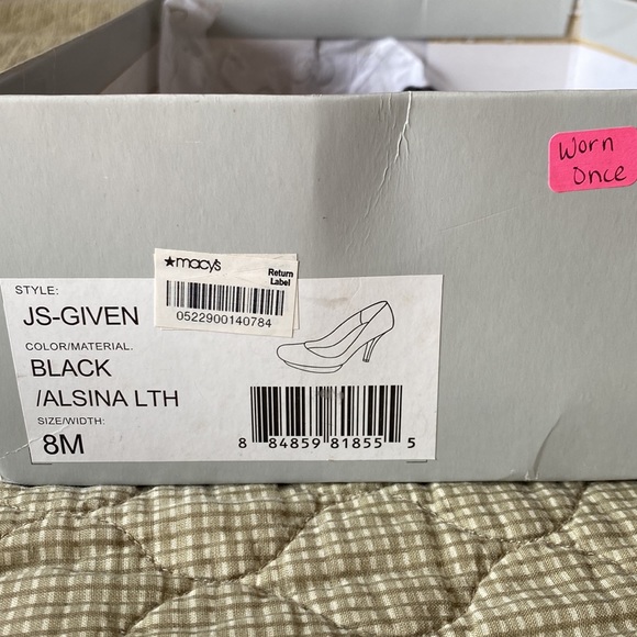 Black Heels - Picture 5 of 5